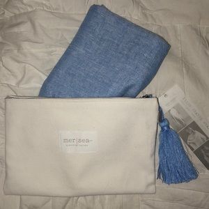 Brand new Mer Sea Linen Wrap!